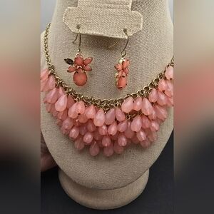 Claire's Pink and Gold Necklace